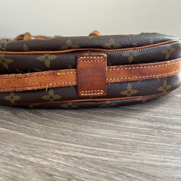 Authentic Louis Vuitton Jeune Fille Monogram Cross Body Bag - Picture 7 of 12